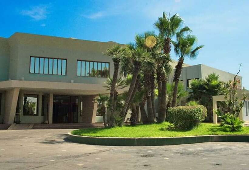 img-Soummam rachète l’hôtel Phœnix du groupe Chérif Athmane à Oran