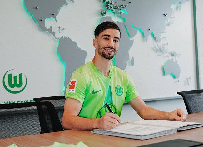 img-Amoura prêté à Wolfsburg pour 3 millions d’euros