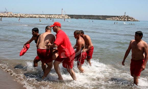 img-15 personnes dont 10 enfants secourus au large de Mostaganem
