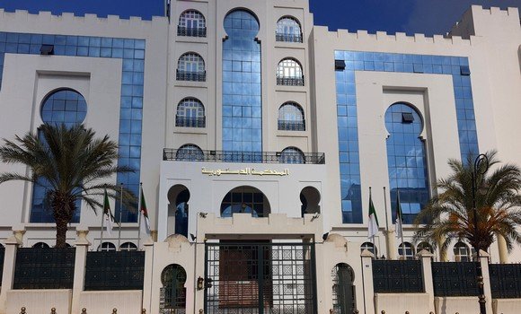 img-Présidentielle : Hassani Cherif et Youcef Aouchiche saisissent la Cour Constitutionnelle