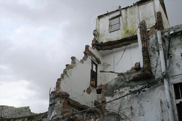 img-Un mort et trois blessés dans l'effondrement d'une maison à la Casbah