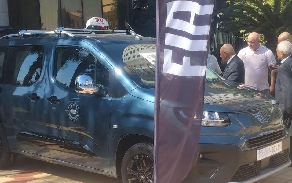 img-Livraison du 1er lot de véhicules  « Fiat Doblo » fabriqués localement