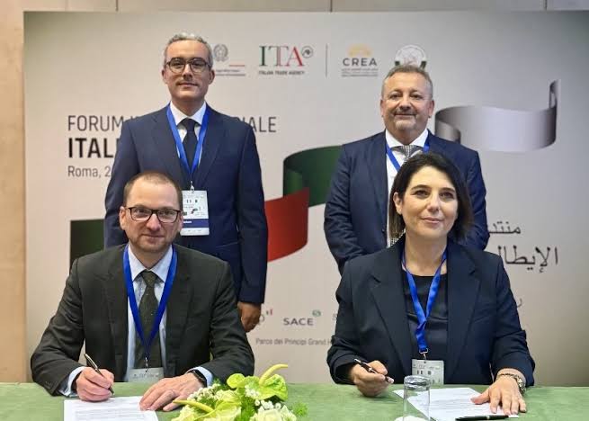 img-Contrat de sous-traitance entre Fiat Algérie et la société italienne Sigit