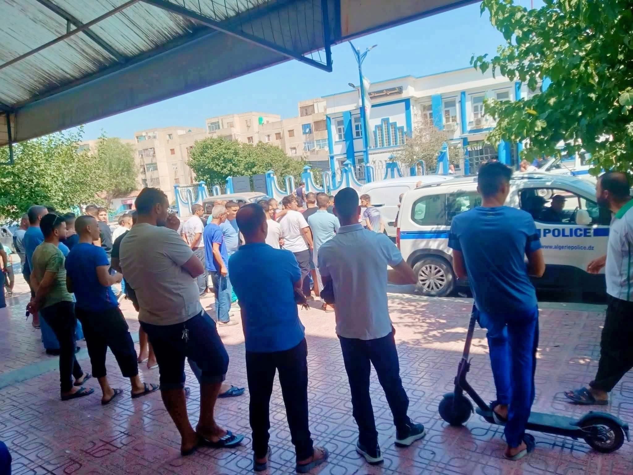 img-عين فكرون… مدينة مشلولة في اليوم التالي لاعتداء على ستيني