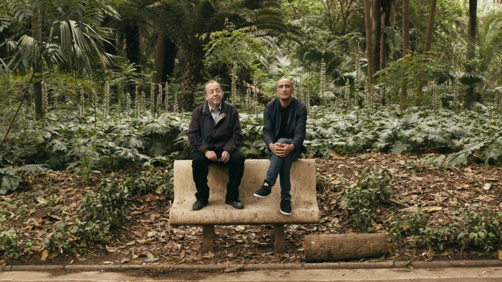 img-Hassen Ferhani, les jacarandas et l’art algérien de transmettre