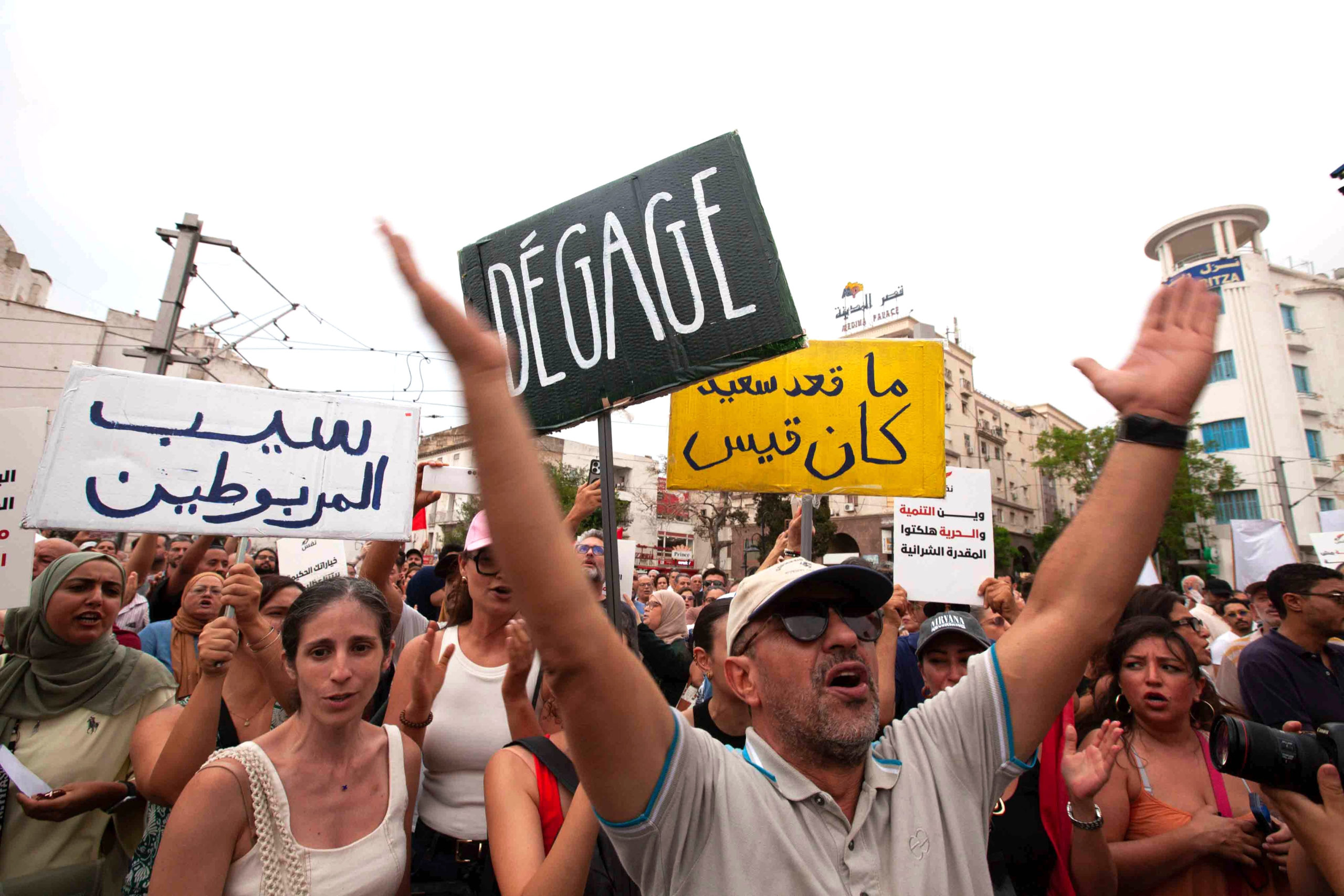img-À Tunis, le « Dégage » revient hanter le pouvoir de Kaïs Saïed