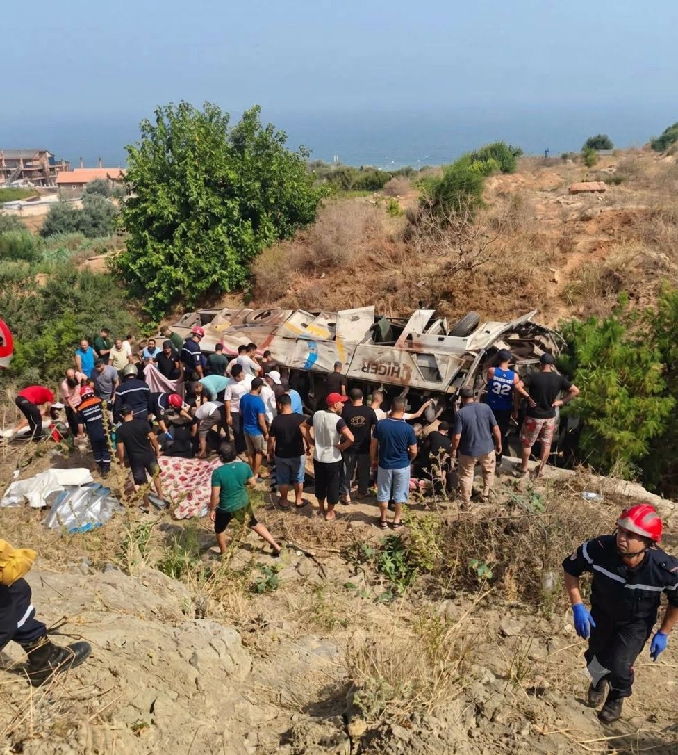 img-25 morts et 44 blessés dans le renversement d’un bus à Boumerdès