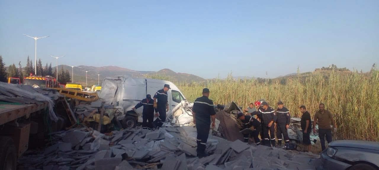 img-Tizi Ouzou : dix morts et douze blessés dans un grave accident à Tadmaït