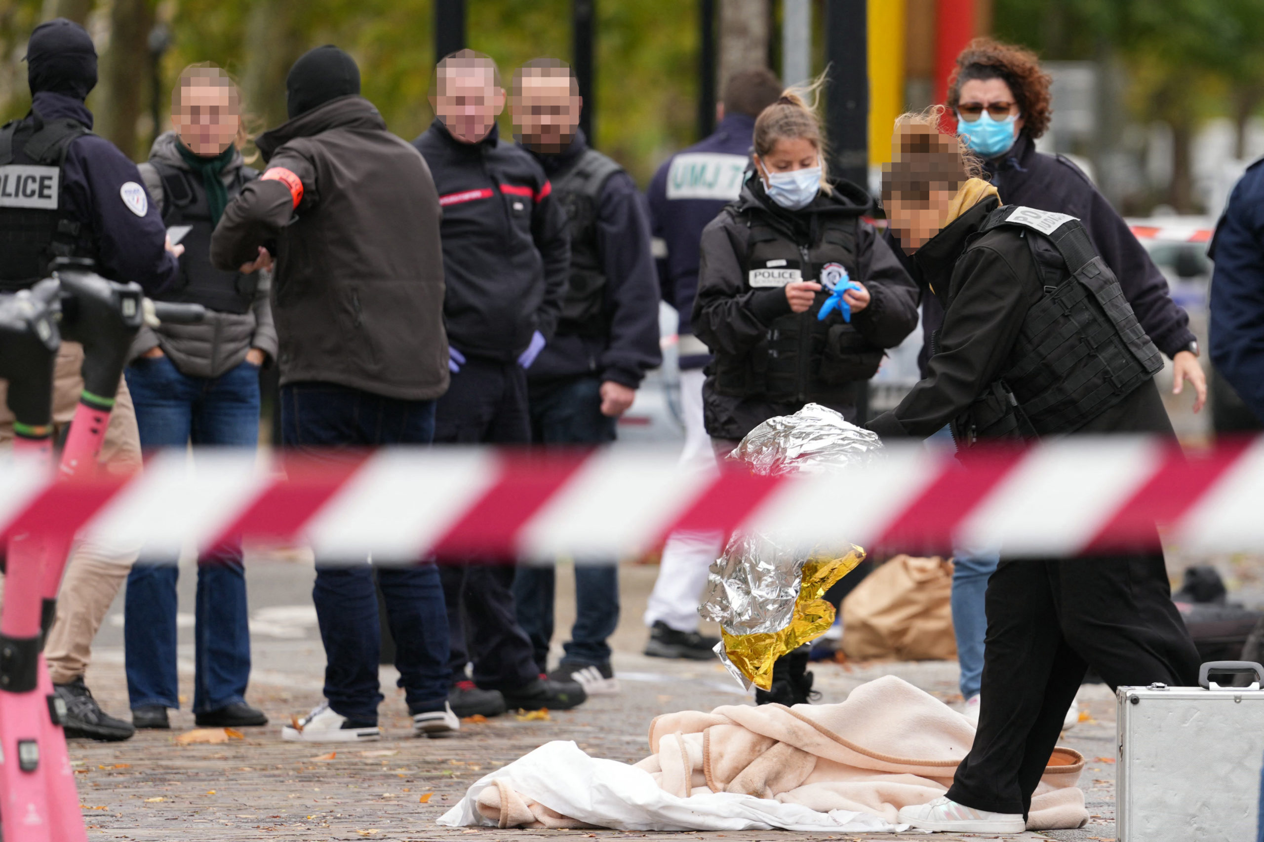 img-Trappes : Macron dénonce un « attentat terroriste raciste »