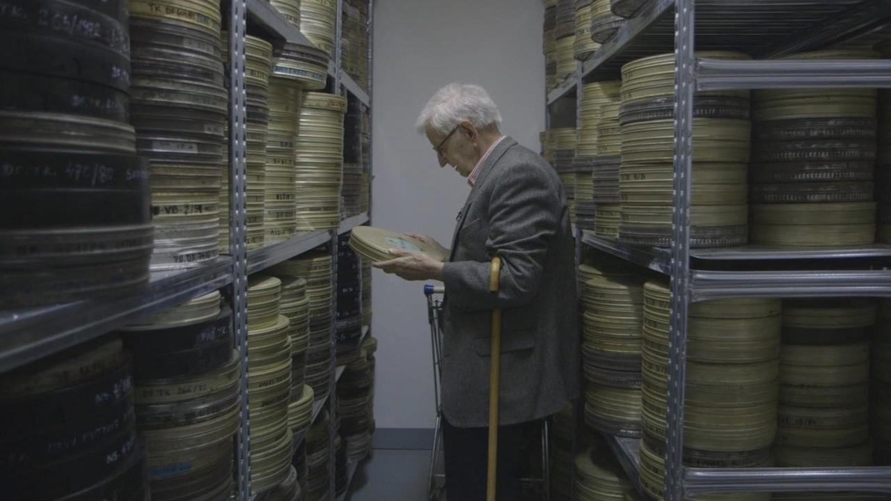 img-La Télévision algérienne veut incinérer 6 000 bobines de films sans avoir inventorié leur contenu